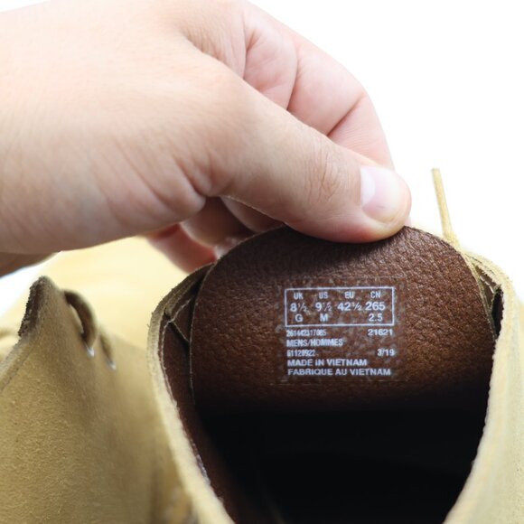 Clarks Originals Desert Chukka Boots Men's Size 9.5 M Tan Suede Crepe Sole - Picture 3 of 12